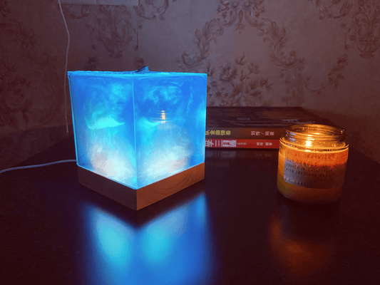 Megalodon Shark Epoxy Lamp, Diorama Ocean Waves Night Light, Aritsan Resin Night Light, Resin Cube Art Gift. - HiJenney