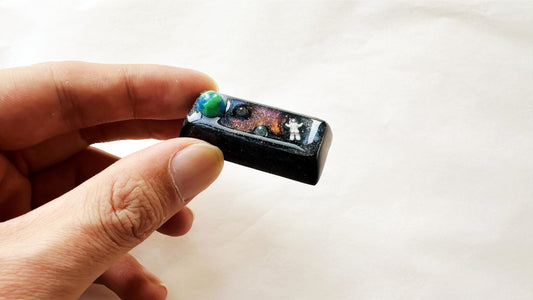 Earth Planet Keycaps, Universe Space Astronaut Keycaps, Cosmos Keycaps, Artisan Resin Keycap, Mechanical Keyboard Keycap. - HiJenney