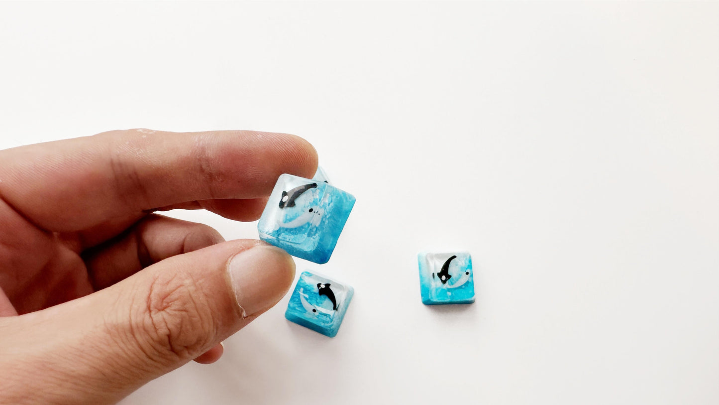 Blue White Koi Fish Keycap, Artisan Resin Keycap, Custom Keycap, OEM, SA, XDA Keycap, Mechanical Keyboard Keycap. - HiJenney