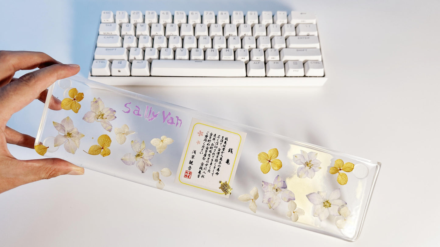 Customized Name Wrist Rest, Hydrangeas & Delphiniums Dried Flower Wrist Rest, Artisan Resin Wrist Rest, Desk Decor, Personalized Gift. - HiJenney