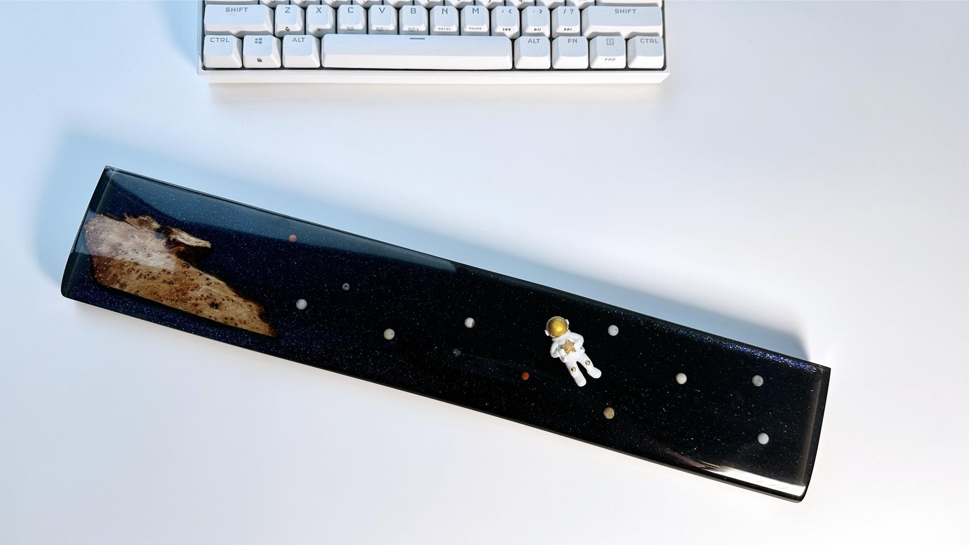 Astronaut Space Wrist Rest, Universe Starry Sky Wrist Rest, Artisan Wood Resin Wrist Rest, Mechanical Keyboard, Office Desk Decor, Personalized Gift. - HiJenney