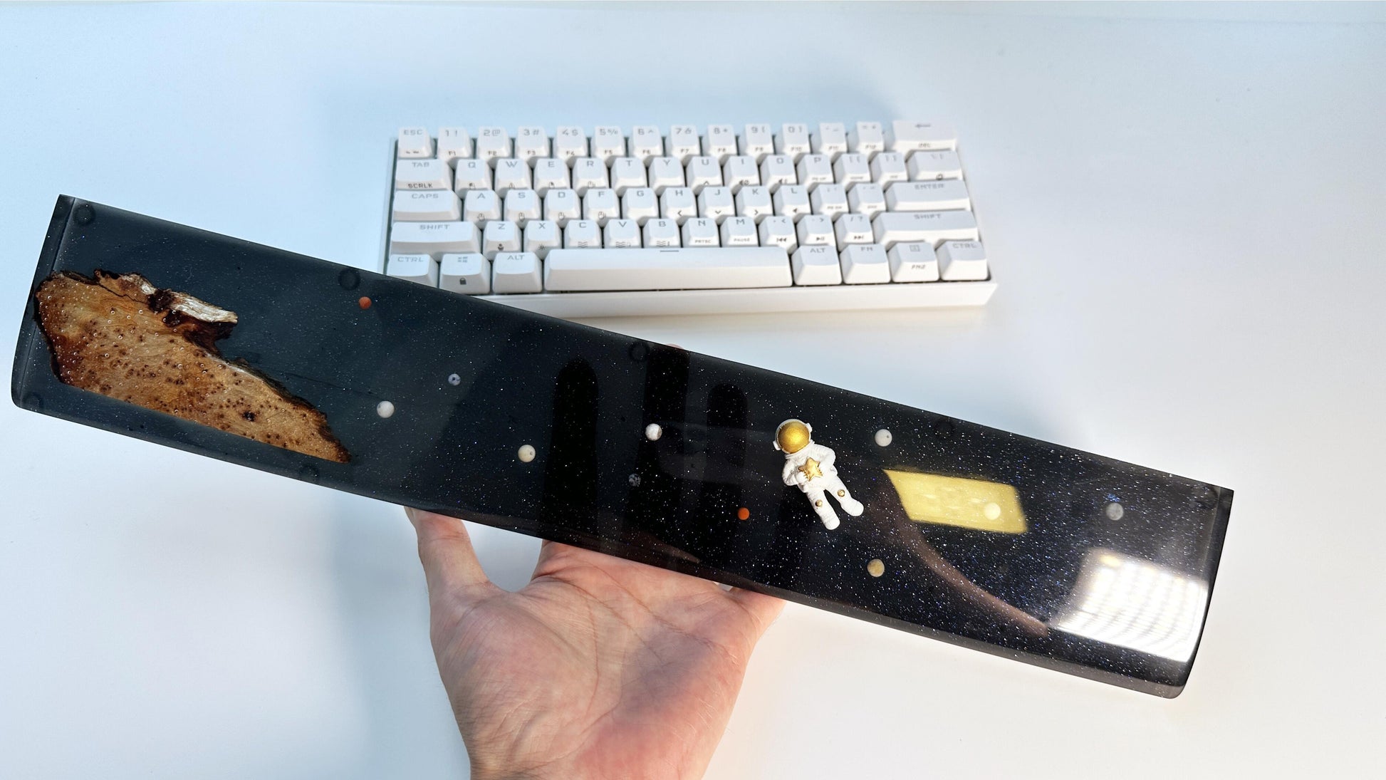 Astronaut Space Wrist Rest, Universe Starry Sky Wrist Rest, Artisan Wood Resin Wrist Rest, Mechanical Keyboard, Office Desk Decor, Personalized Gift. - HiJenney