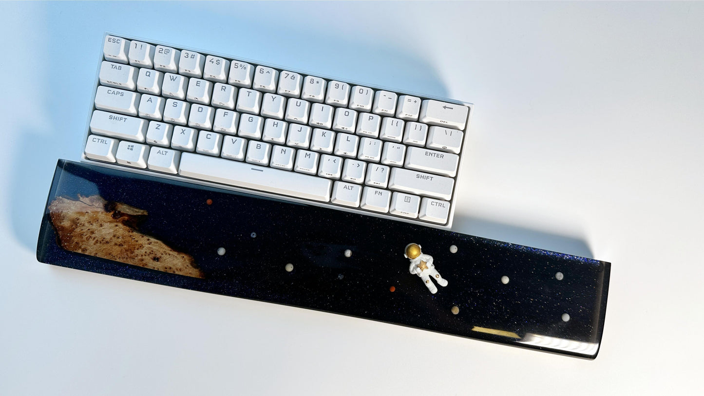 Astronaut Space Wrist Rest, Universe Starry Sky Wrist Rest, Artisan Wood Resin Wrist Rest, Mechanical Keyboard, Office Desk Decor, Personalized Gift. - HiJenney