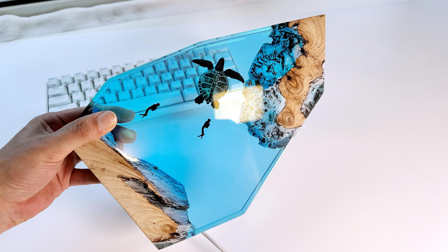 Turtle & Diver Ocean Cave Night Light Lamp, Epoxy Light, Artisan Wood Resin Light, Home Desk Decor, Unique Gifts. - HiJenney