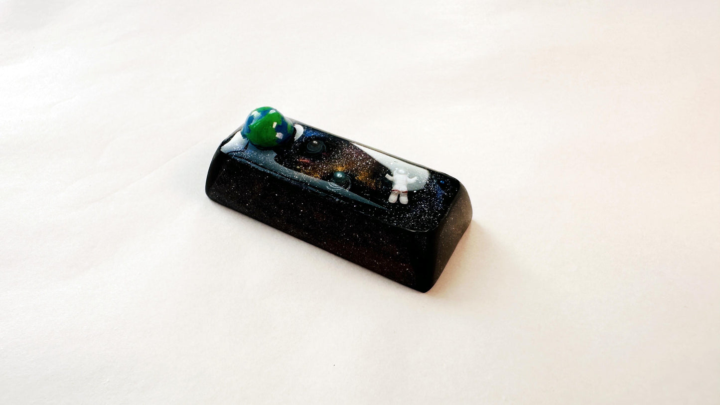 Universe Astronaut Keycap, Earth Planet Keycap, Galaxy Keycap, Artisan Resin Keycap, Mechanical Keyboard Cherry Switch Keycap. - HiJenney