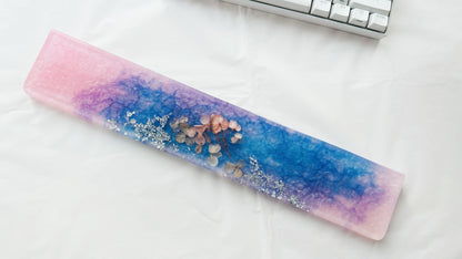 Pink Hydrangea Wrist Rest, Blue Pink Gradient Wrist Rest, Artisan Resin Wrist Rest, Personalized Gift, Laptop Mouse Wrist Rest, Desk Decor. - HiJenney