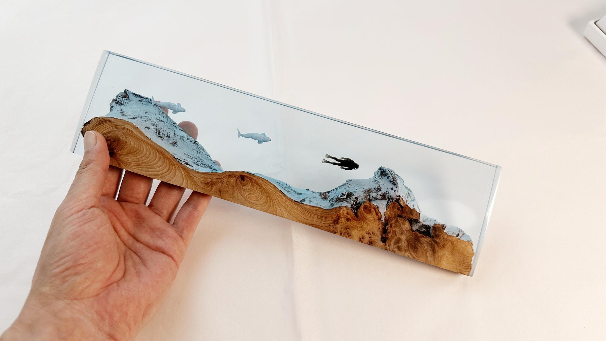 Beluga Whale Diver Wrist Rest, Blue Sea, Ocean Cave Cedar Wood Resin Wrist Rest, Artisan Keyboard Wrist Rest, Desk Decor Gift. - HiJenney