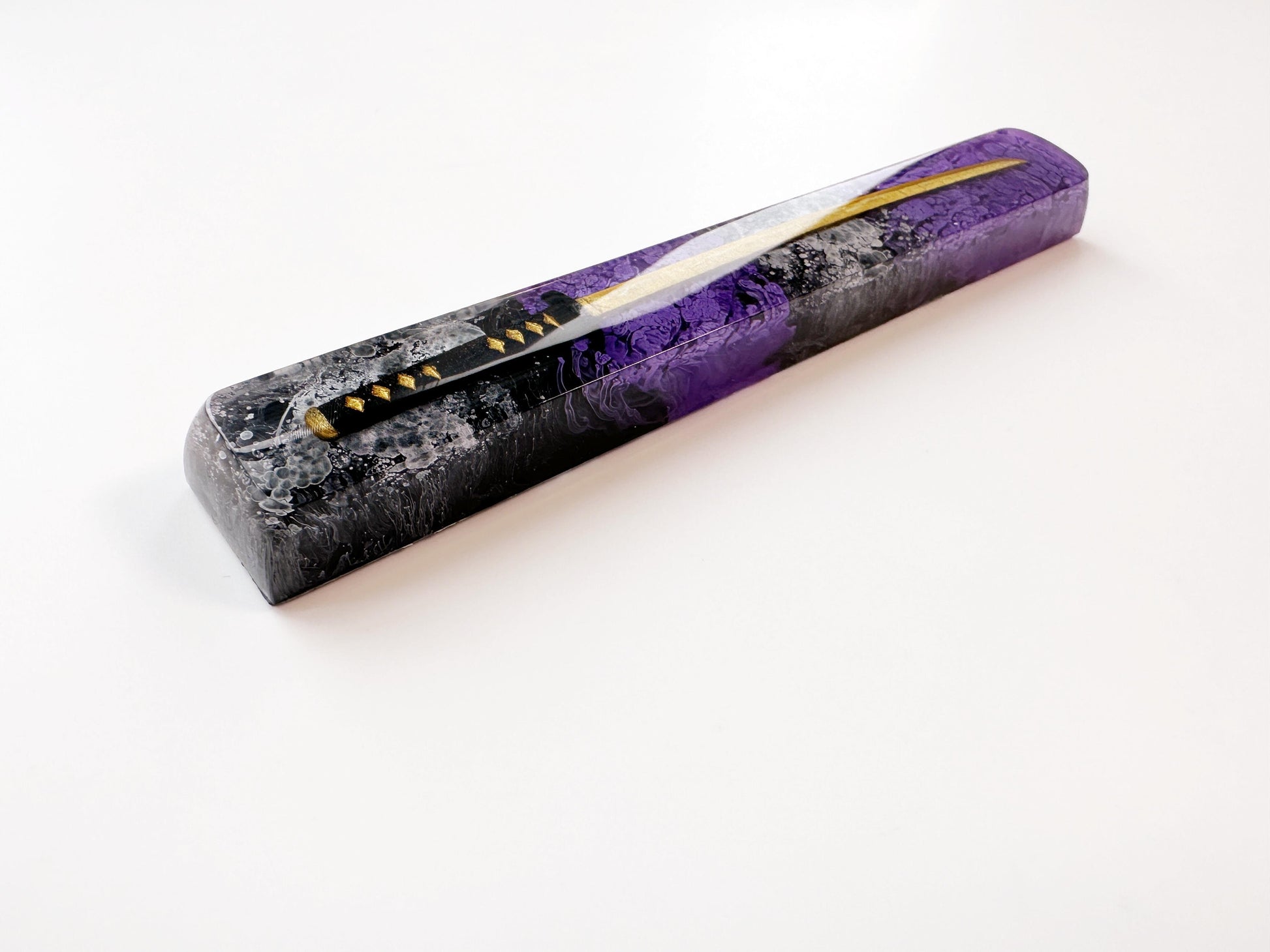 Golden Katana Space Bar Keycap, Japanese Anime, Samurai Sword, Custom Artisan Resin Keycap, Cherry Switch Keycap, 6U, 6.25U, 6.5U, 7U Keycap, OEM, SA. - HiJenney