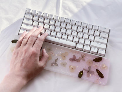 Pink White Hydrangea Flowers Wrist Rest, Artisan Resin Wrist Rest, Dried Flowers Keyboard Wrist Rest, Desk Keyboard Decor Gift. - HiJenney