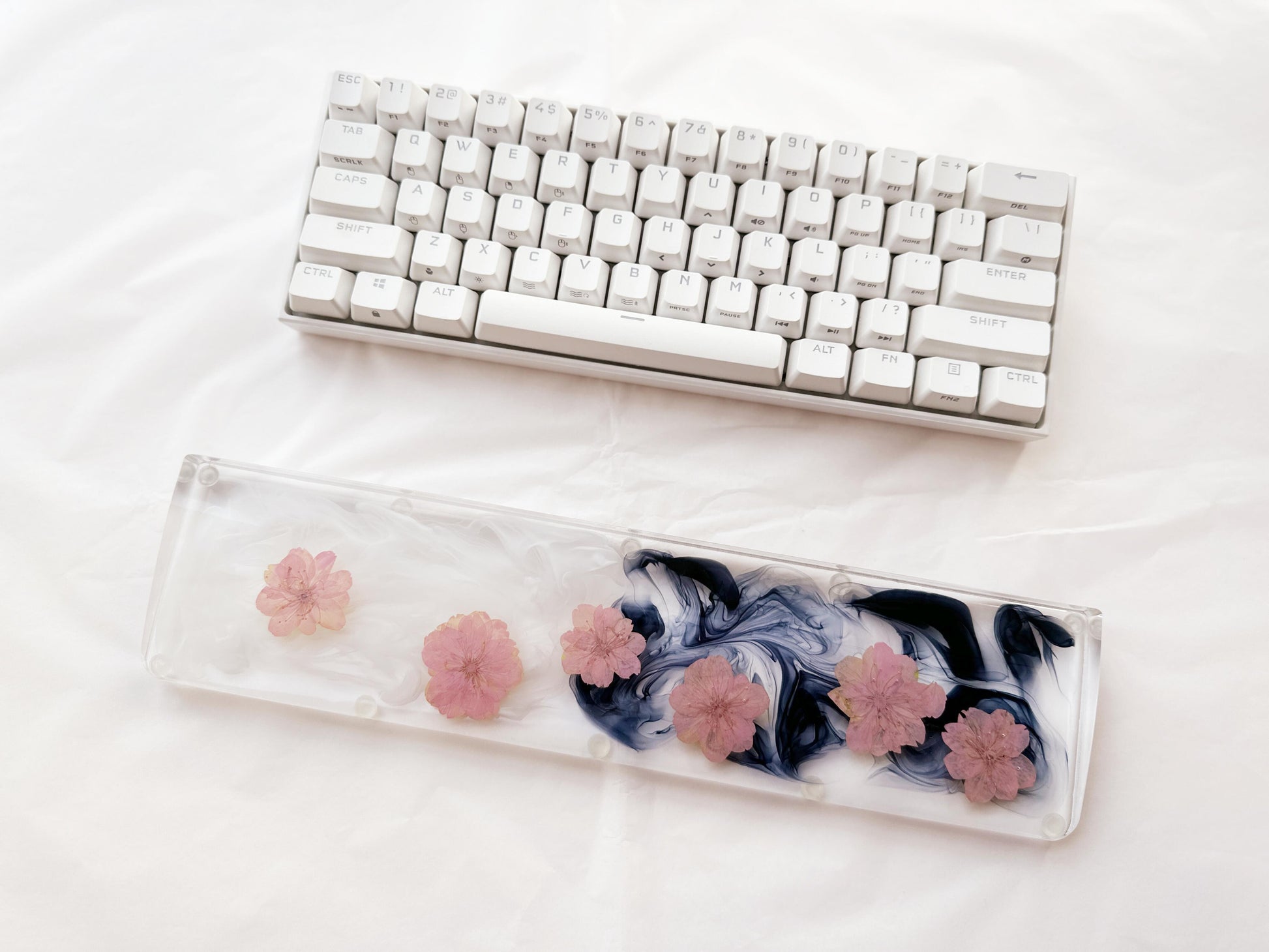 Pink Sakura Petals Wrist Rest, Artisan Clear Resin Wrist Rest, Real Dried Flower Wrist Rest, Handmade Keyboard Wrist Rest, Custom Gift. - HiJenney