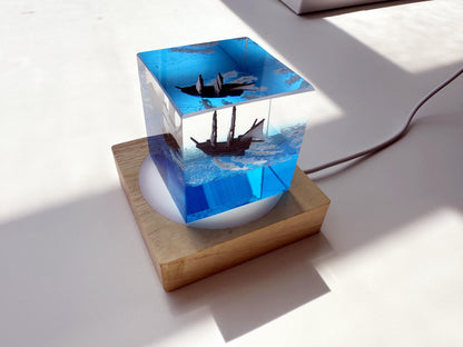 Ocean Sailing Boats Resin Cube, Night Light, Ocean Waves Scene Cube, Personalized Gift, Desk Decor, Custom Unique Gift. - HiJenney