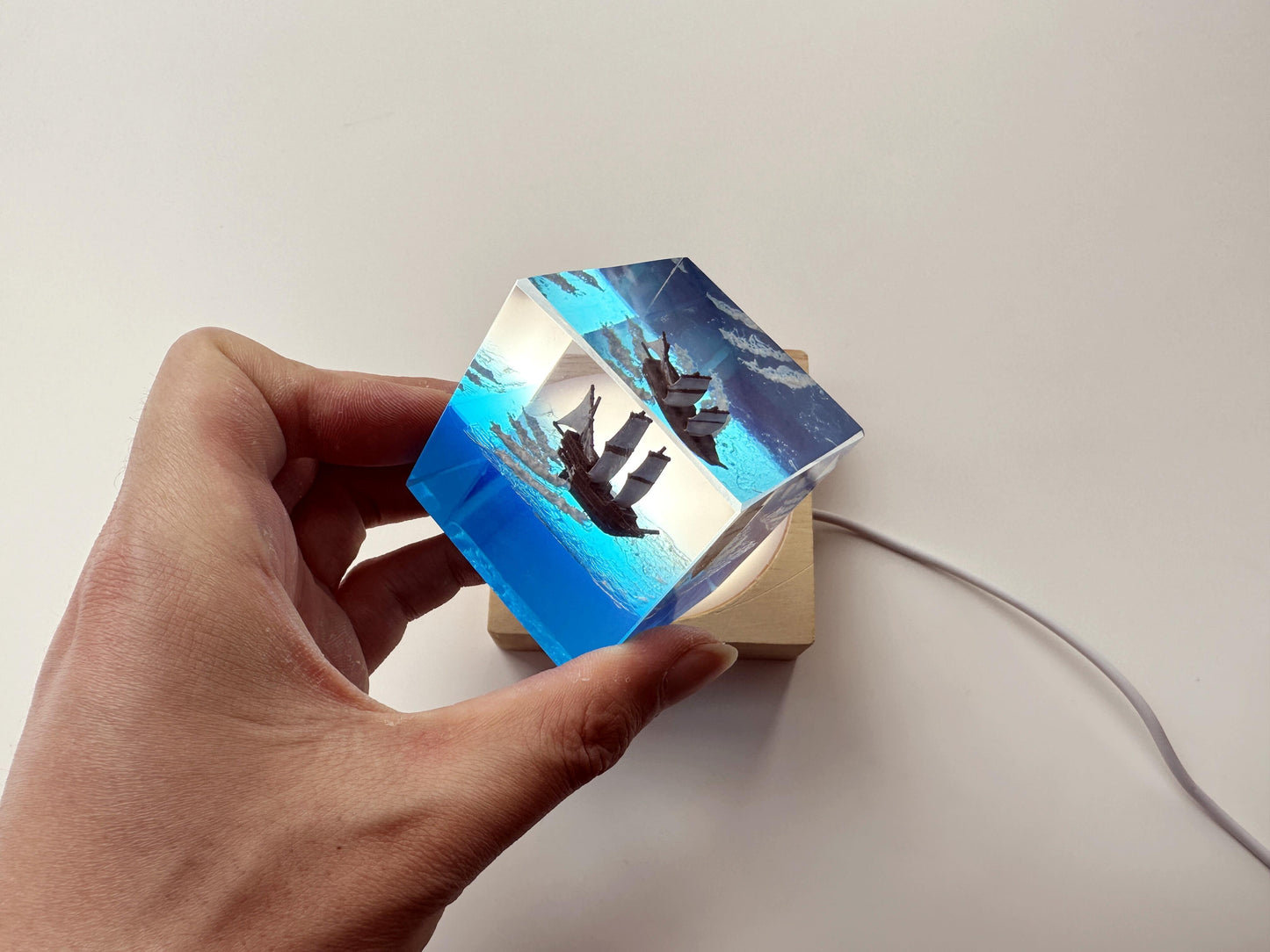 Ocean Sailing Boats Resin Cube, Night Light, Ocean Waves Scene Cube, Personalized Gift, Desk Decor, Custom Unique Gift. - HiJenney