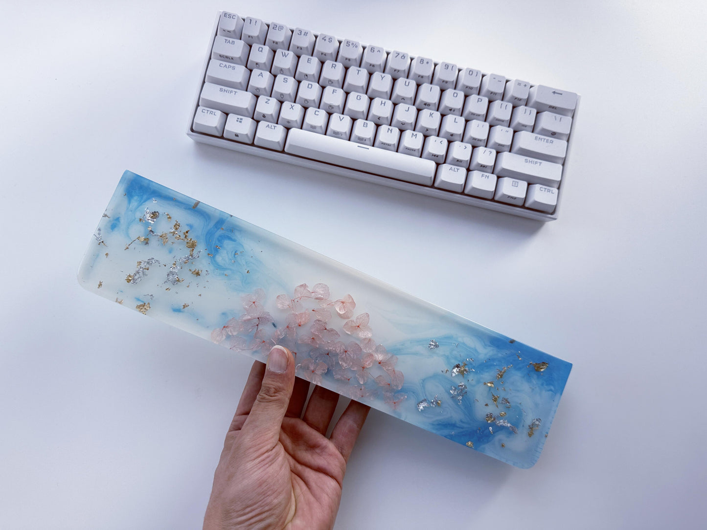 Dry Flowers Keyboard Wrist Rest, Hydrangea & Gold Silver Foil Artisan Resin Wrist Rest, Custom Personalized Gift. - HiJenney