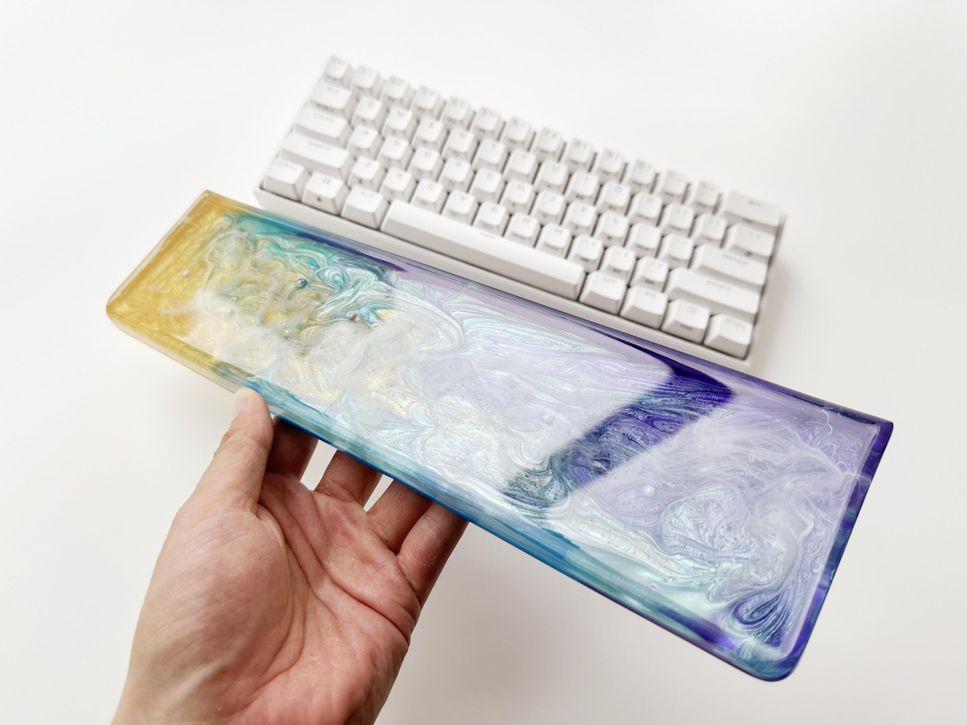 Gilded Starry Sky Wrist Rest, Golden Pearlescent Powder, Handmade Custom Wrist Rest, Mouse Wrist Rest, Desk Decor. - HiJenney