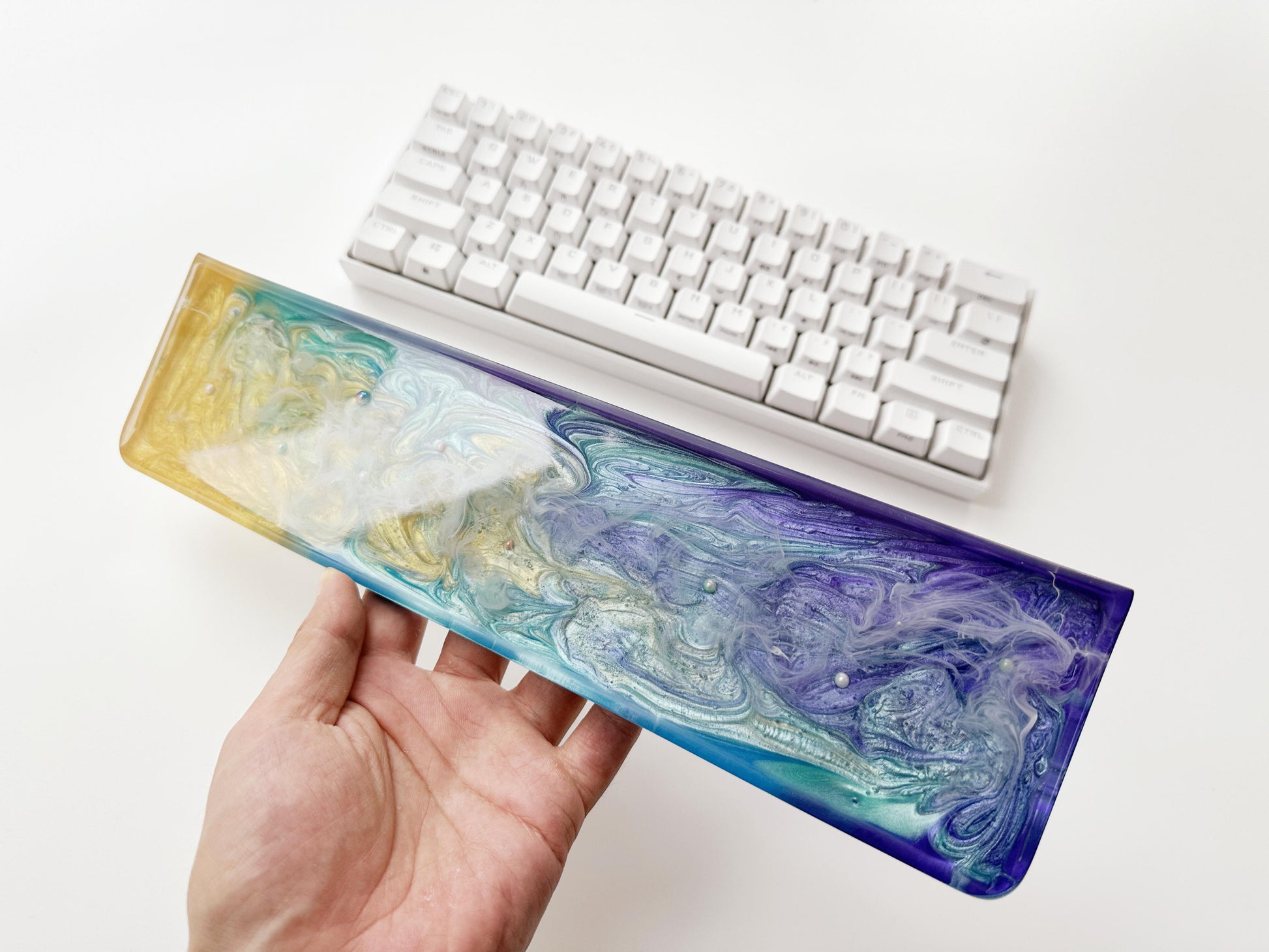 Gilded Starry Sky Wrist Rest, Golden Pearlescent Powder, Handmade Custom Wrist Rest, Mouse Wrist Rest, Desk Decor. - HiJenney