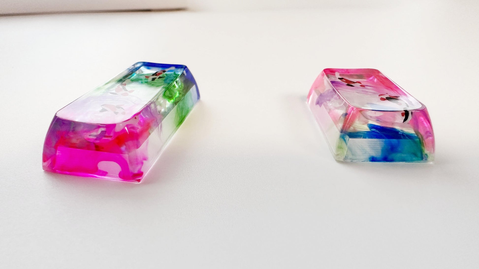 Colorful Koi Fish Keycap, Artisan Resin Keycap, Custom Keycap, OEM, SA, XDA Keycap, Mechanical Keyboard Keycap. - HiJenney